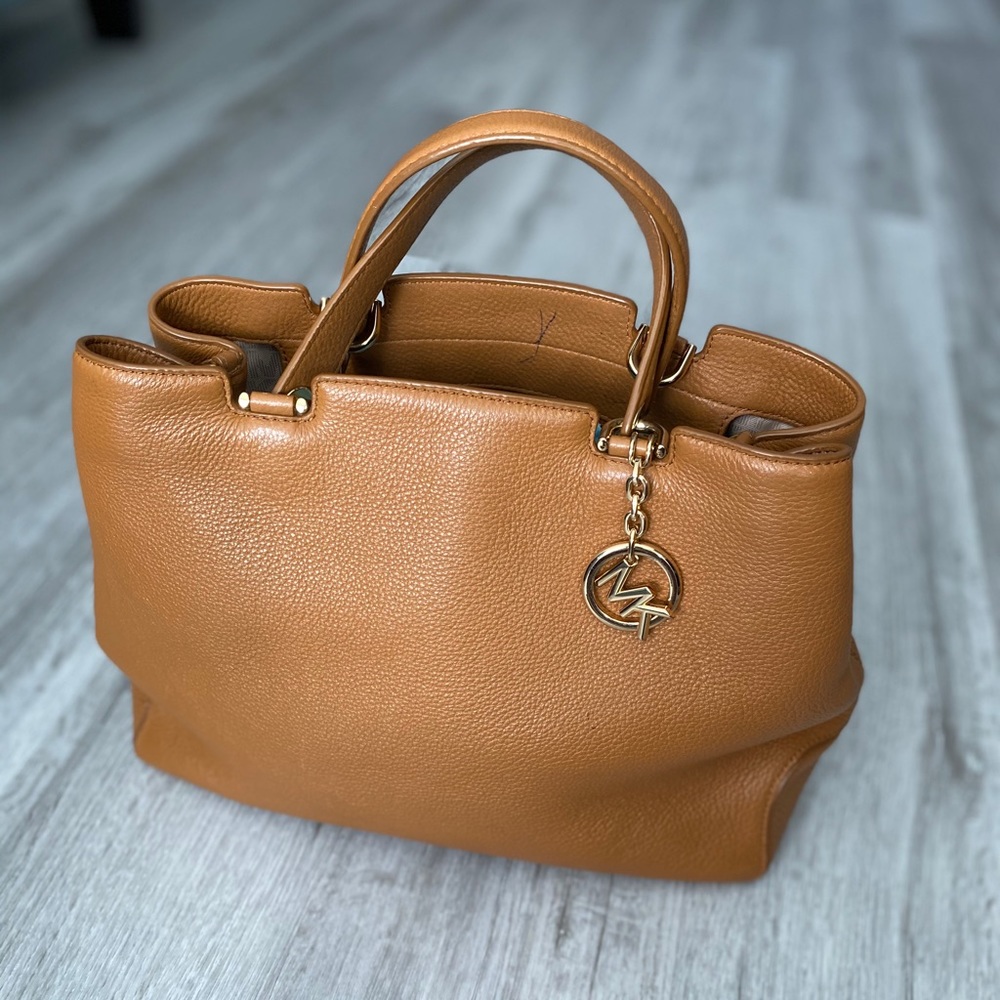 Michael Kors tote handbag leather Acorn